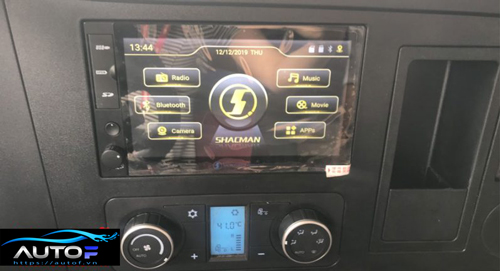 man hinh LCD xe dau keo Shacman X3000 2 cau 380HP 